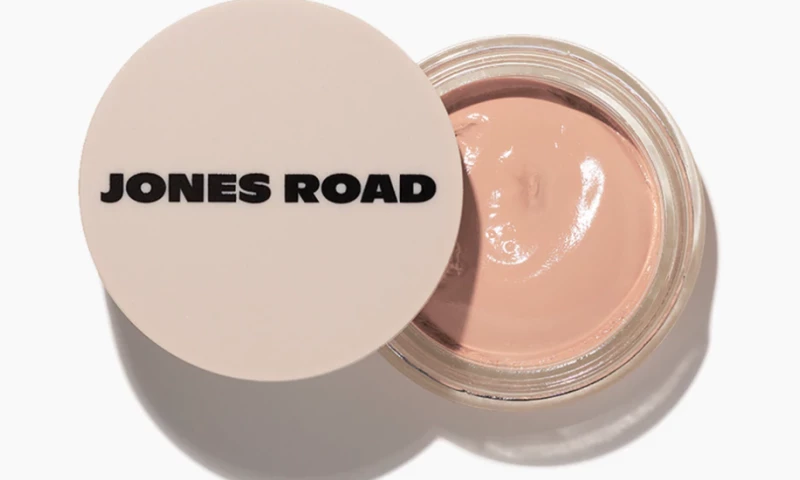 Makeup looks for the holidays