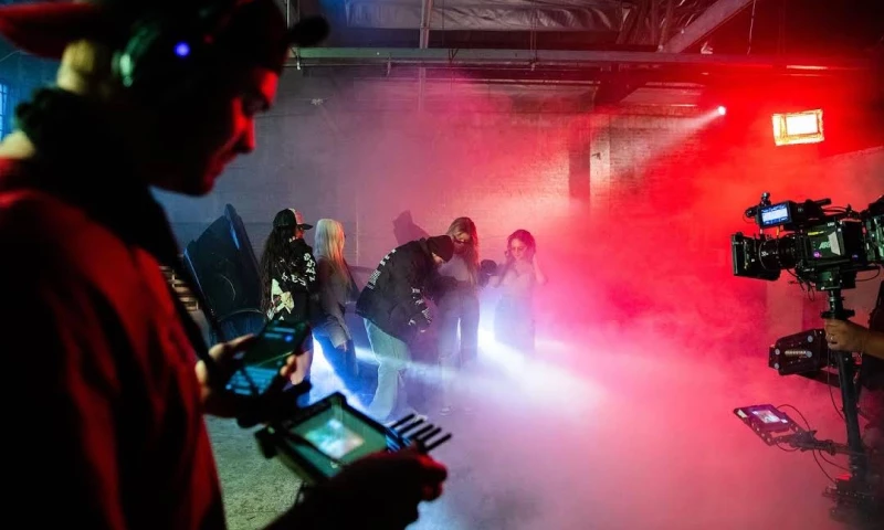 COSMIC FILMS - Waveshaper - Client