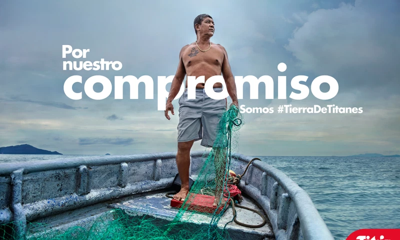 Tomorrow - Tierra de Titanes - Titan