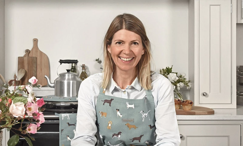 PAASE - Sophie Allport