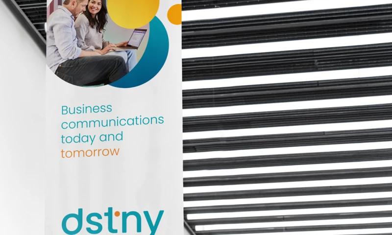 Pe-form - Corporate Branding for DSTNY