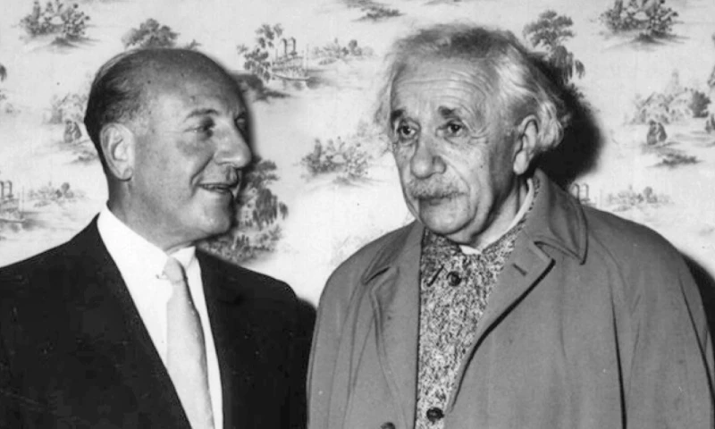 Albert Einstein Foundation