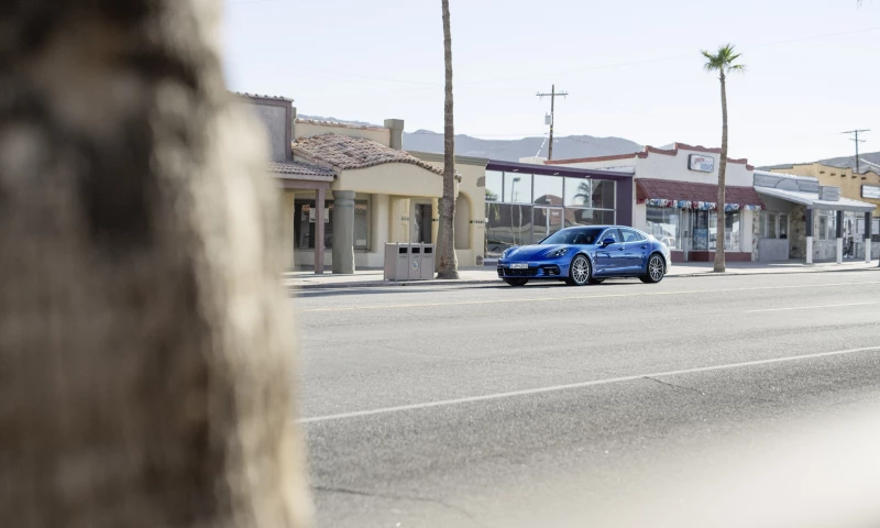 Ivory Productions - Porsche - Courage changes everything