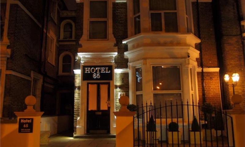 LC Web Design - Hotel 65