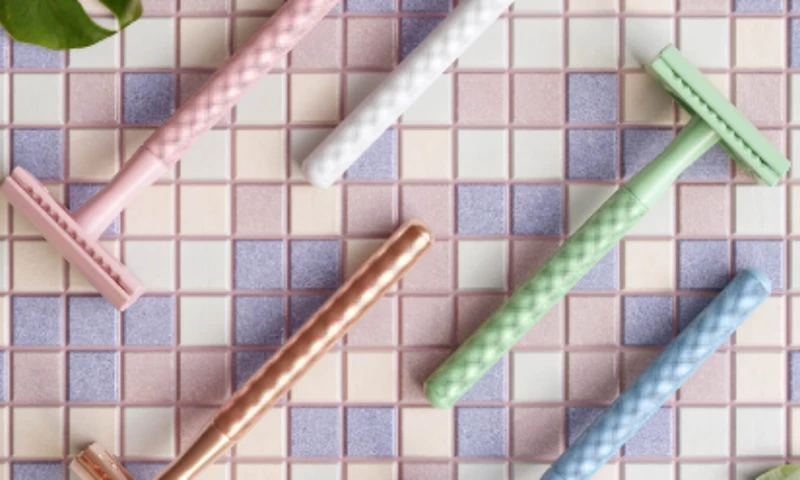 Ufo3D - 3D Modeling for a Safety Razor Design