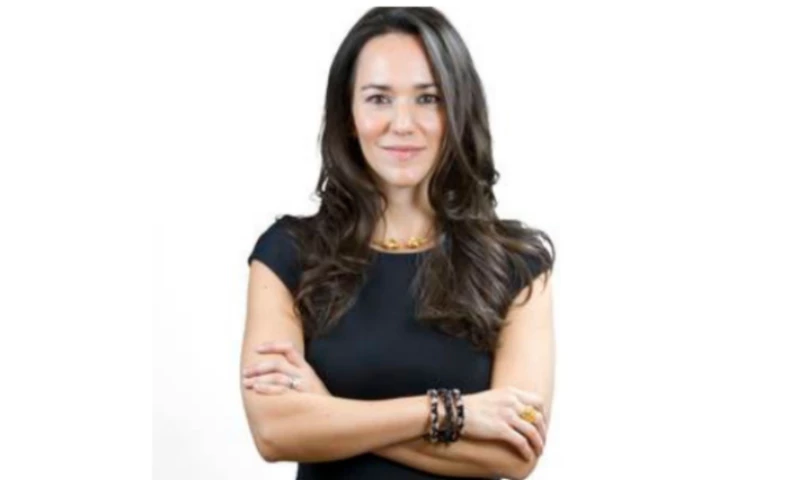 Dr. Kaleroy Papantoniou Board-Certified Dermatologist Long Island, New York