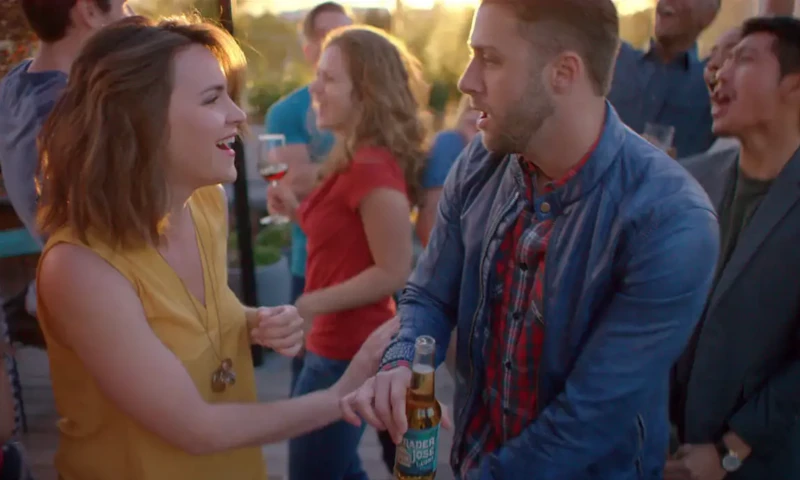 Luminoustudios - PHIND