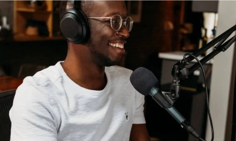 Online Brand Voice Helps a Fintech Firm to Produce Quality Content at Scale