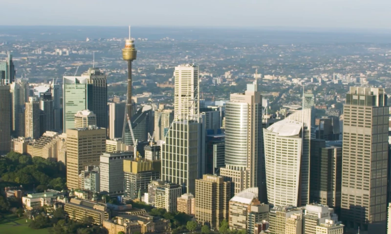 Speak To Strangers - Showcasing One Seven Five Hyde