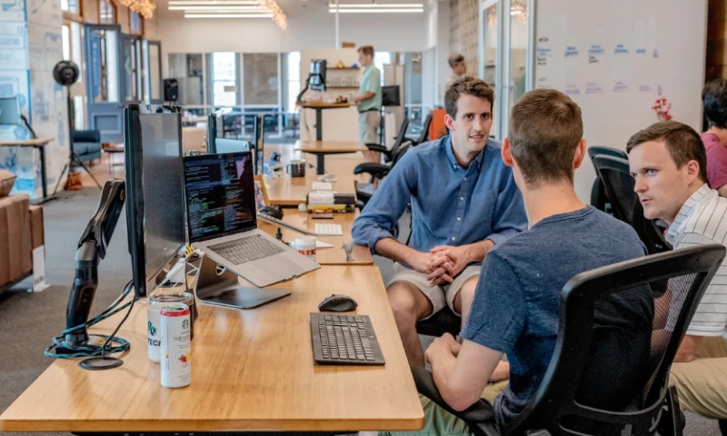 Achieve business goals with a tailored strategy