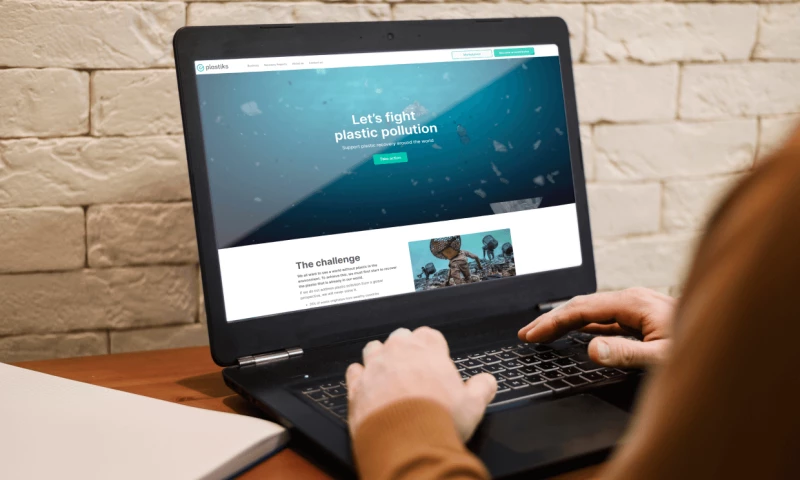 Golden Owl Solutions - Plastiks