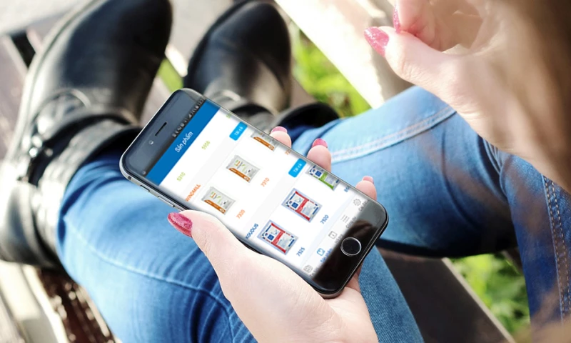 DE HEUS CMS AND MOBILE APP