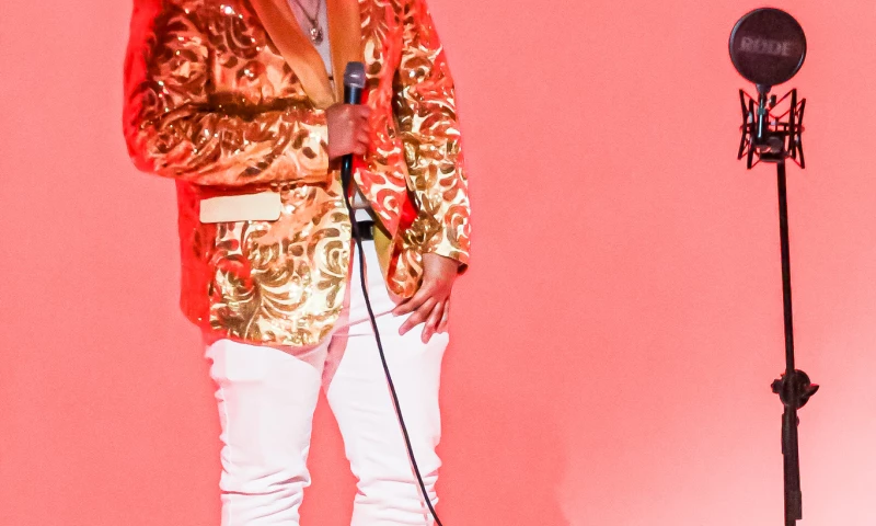 The Artistry at 10PRL Studio "Roses Edition"