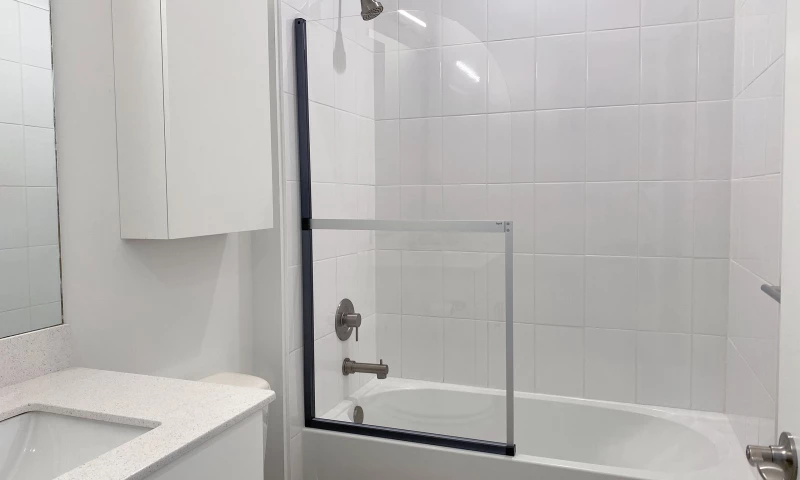 Bluemap Design - SQUID Acrylic Stick-On Shower Screen