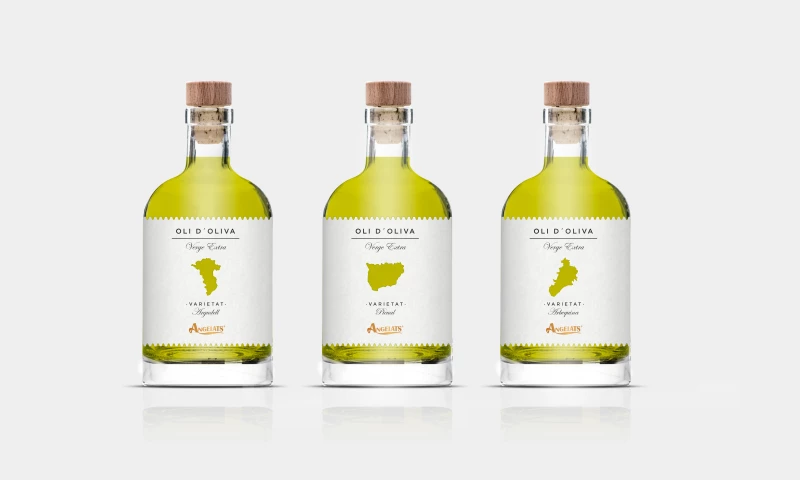 Bulldog Studio - Angelats oils