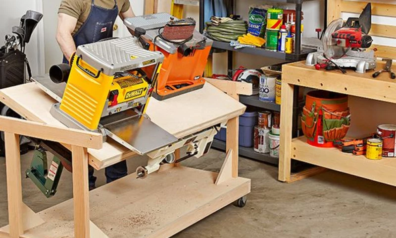 Hudbil - Tool-Station Magazine Launch