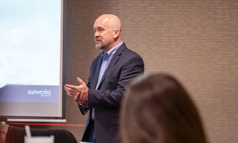 Beyond Fifteen - Executive Social Media Program