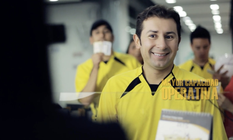 Colibrí Film - Campaña, Simón en el Mundial