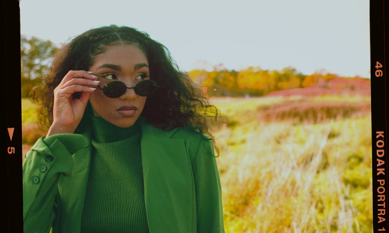 Bobbles & Lace Fashion Film