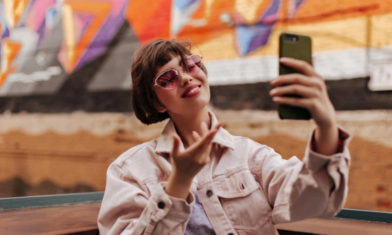 Product concept testing for an online platform