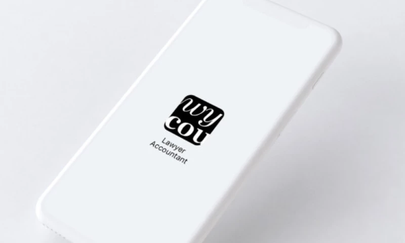 Eva Hilla - Lawyer Accountant