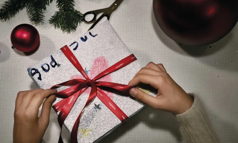 InBold - The Pandora Christmas Workshop