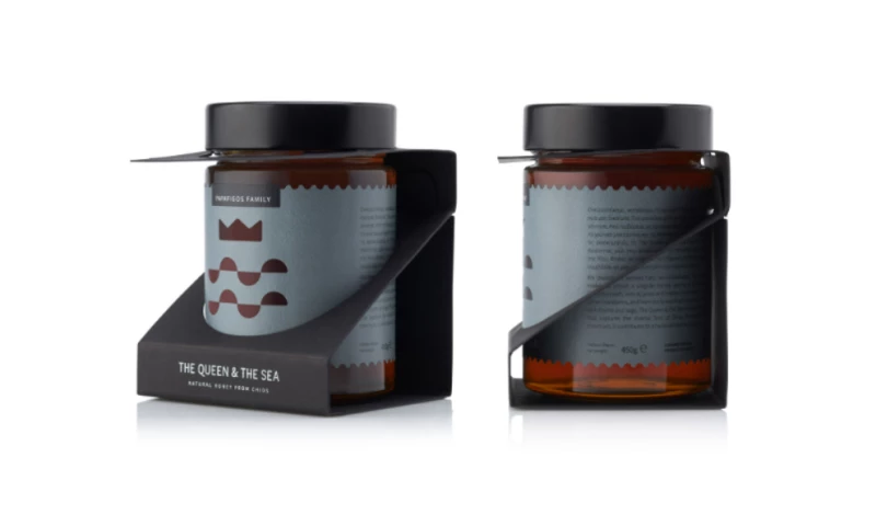 Ninteen Design - The Queen And The Sea