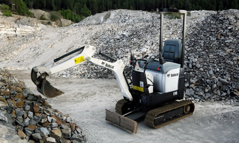 A-CX - VR for heavy machine operator training