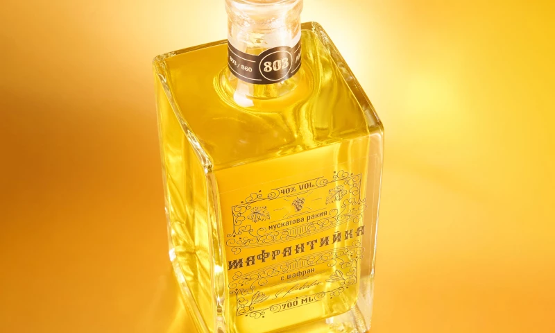 Design Depot - Grape brandy with saffron