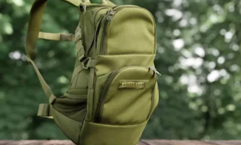 2Soft - Realistic 3D model of Camping Backpack Medium