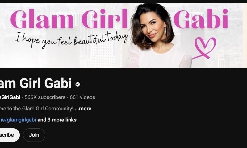 @GlamGirlGabi