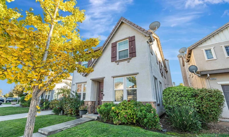 Digital EcoSEO Experts LLP - Real Estate Business Facebook Marketing