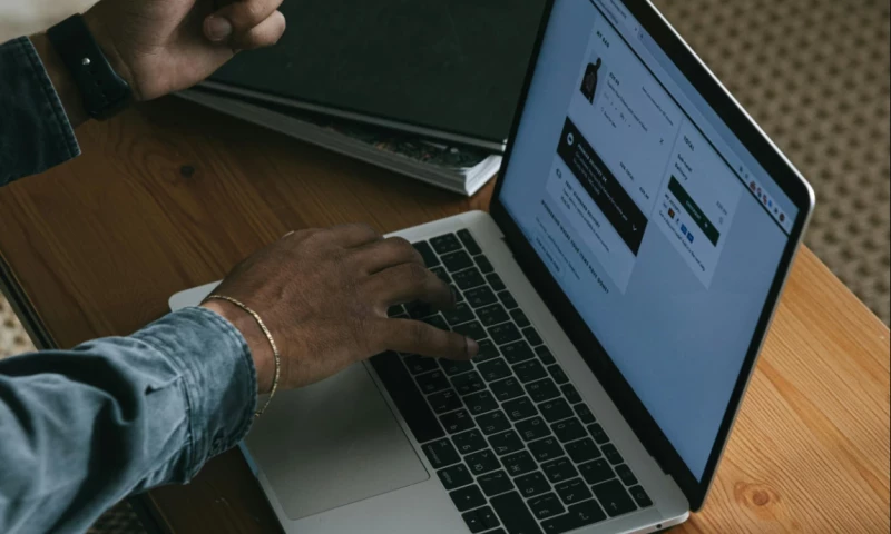 Idea Team - E-Commerce System ABC