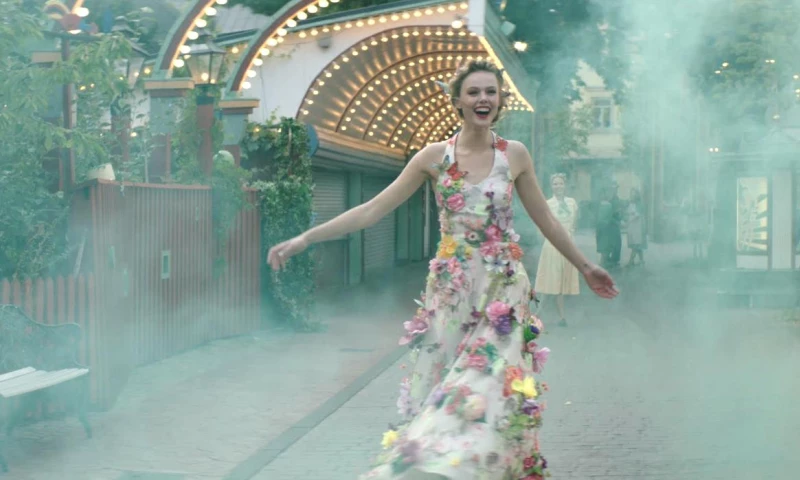 Moviebar Films Kft. - Swoon