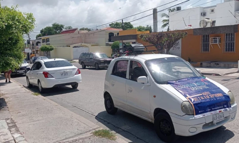 NMDA - Dr. Vagón OOH Strategy, Loudspeaker Advertising, and Guerrilla Marketing