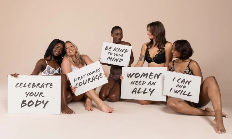 Life is Better in Knickerbox Social Campaign