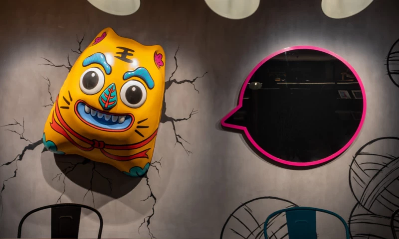 The Orangeblowfish - Moxy Xi'an - A New Brand Experience