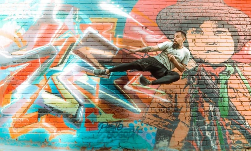 LikeSocialBiz - E-Commerce Website