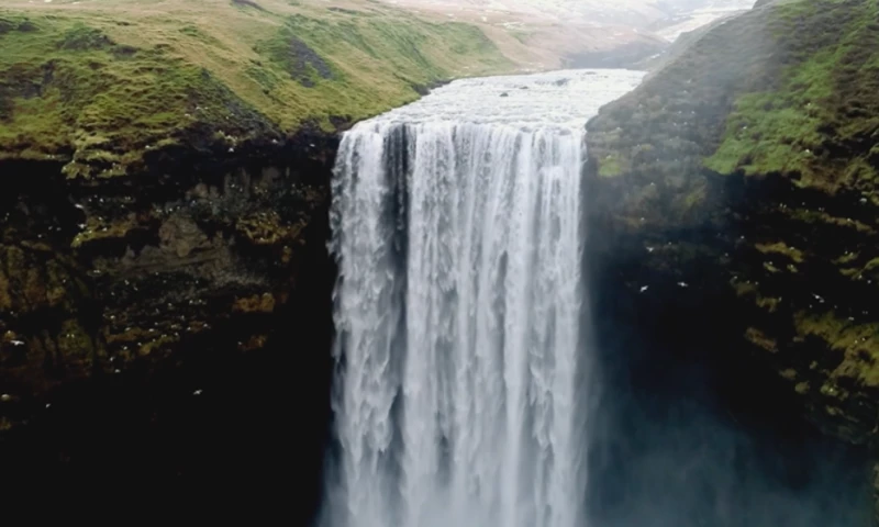 Black Noize Films PTY LTD - Hudson Troy Corporate Film