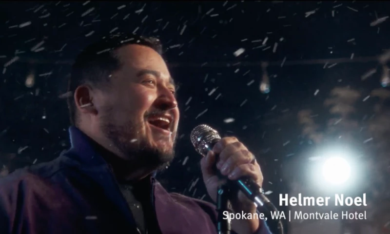 Helmer Noel performs "This Christmas"