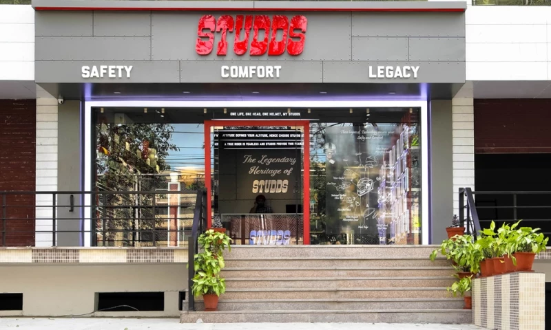 D'Art Design - STUDDS