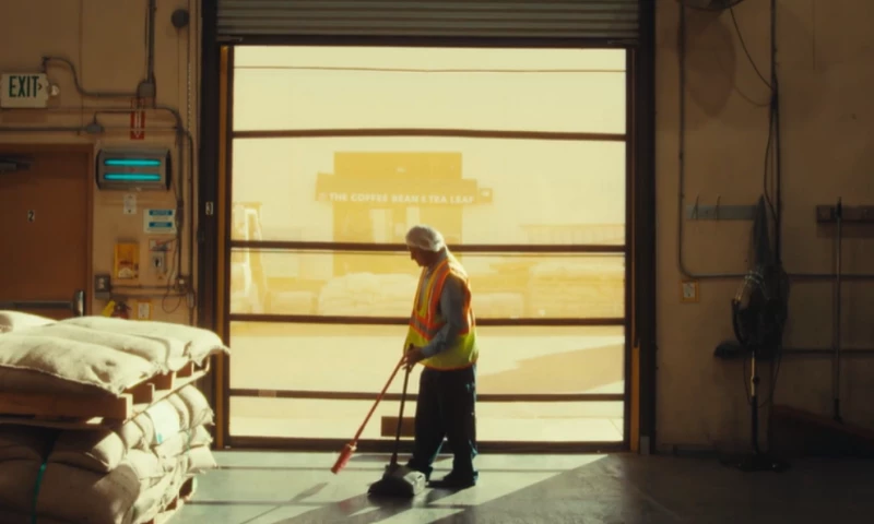 Alex Farias - The Coffee Bean & Tea Leaf Roastery: Camarillo, California