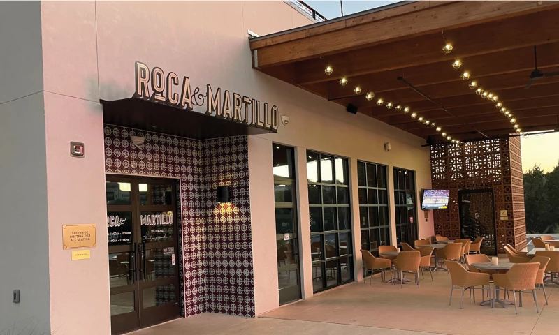 Roca & Martillo Restaurant Branding