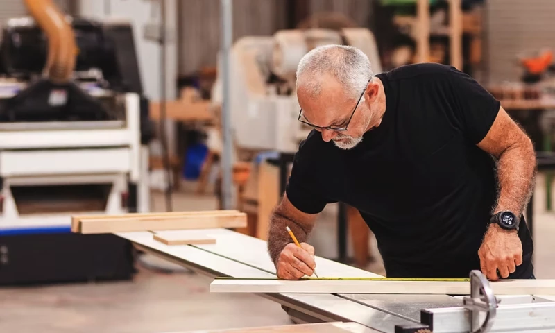 Wood Selection Mobile App (iOS & Android)