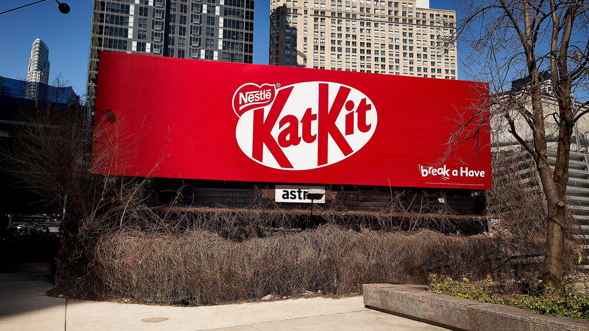 KitKat's "KatKit" Billboard | Source: KitKat Canada