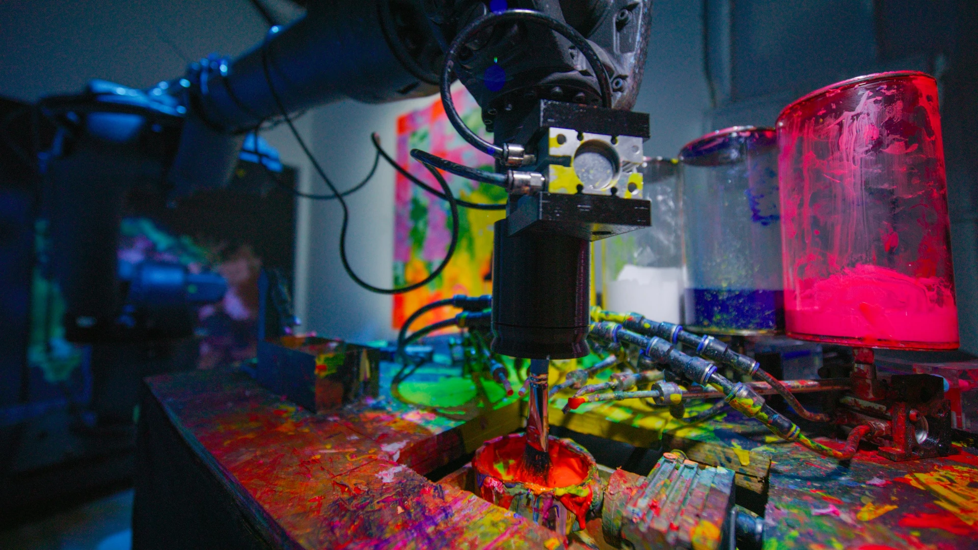 qualia-robot-painting-process-dataland-refik-anadol