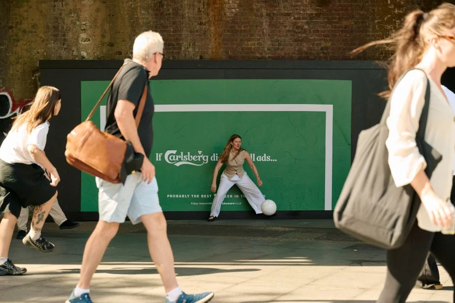 Carlsberg's "Goal Posters" | Source: Carlsberg Carlsberg's "Goal Posters" | Source: Carlsberg
