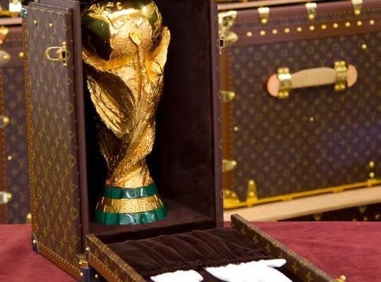 The Lous Vuitton WC 2010 Trophy Trunk | Source: Louis Vuitton The Lous Vuitton WC 2010 Trophy Trunk | Source: Louis Vuitton