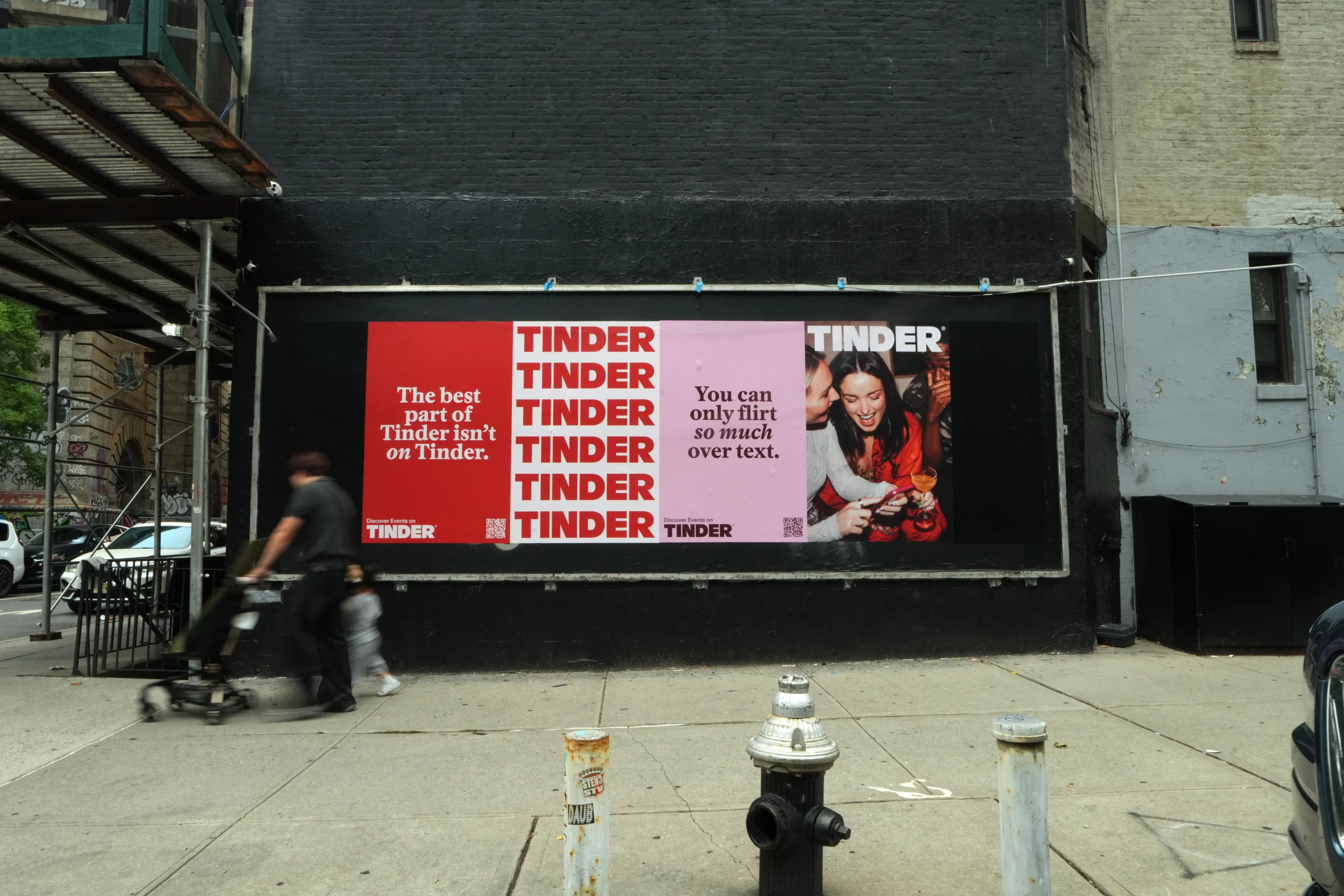 Tinder's OOH Efforts for "Events" | Source: Tinder Tinder's OOH Efforts for "Events" | Source: Tinder