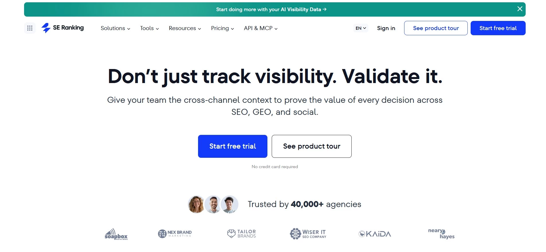 SE Ranking AI analytics tool homepage